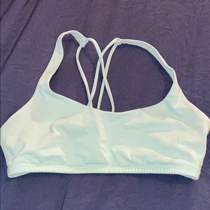 lululemon free to be sports bra size 6